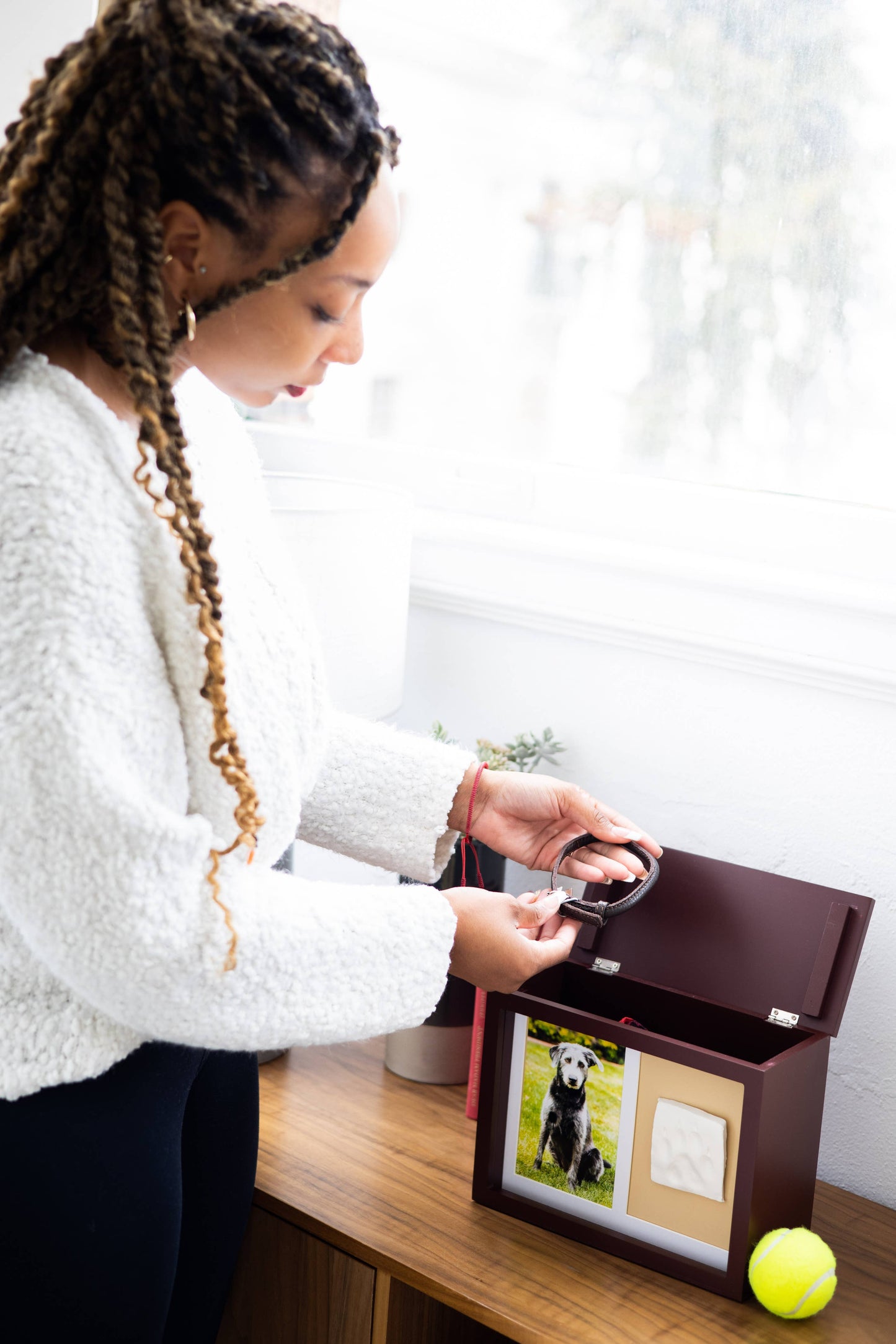 Pet Memory Box & Pawprint Impression Kit: Black